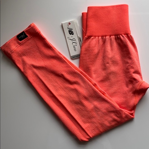NWT new balance x J.Crew seamless crop leggings - Picture 2 of 7